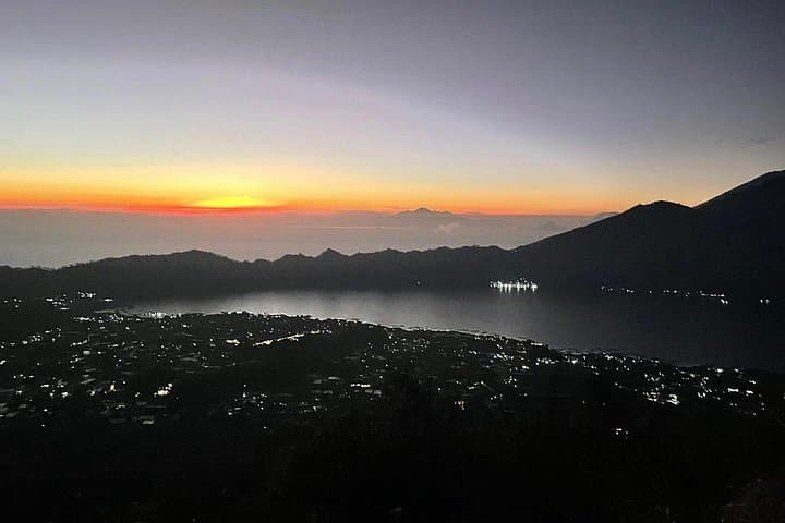 Mount Batur Sunrise Trek with Local Guide — Early Morning Volcano Hike in Bali photo 1