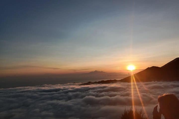 Sunrise Summit Mt Batur Trek: Guided Sunrise Hike in Kintamani Bali photo 2