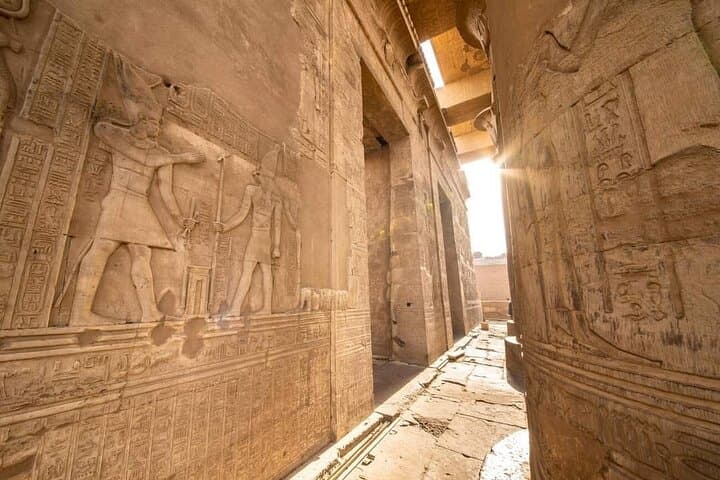 Nile Cruise From Aswan to Luxor: Abu Simbel, Hot Air Balloon & Ancient Temples photo 6