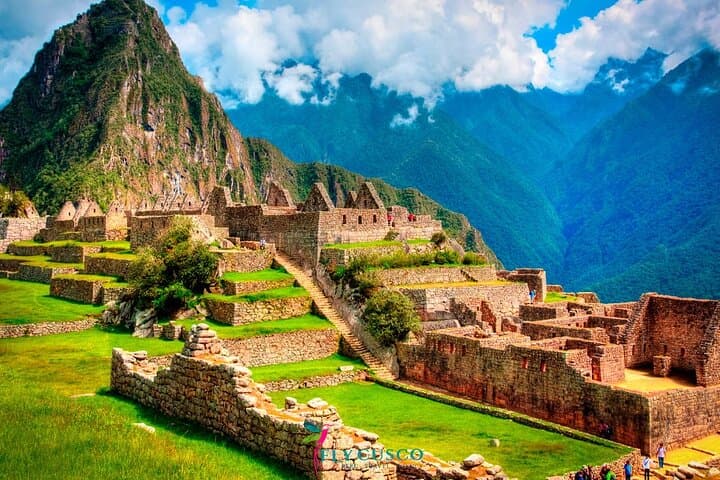 2-Day Private Sacred Valley & Machu Picchu Train Tour from Cusco photo 6