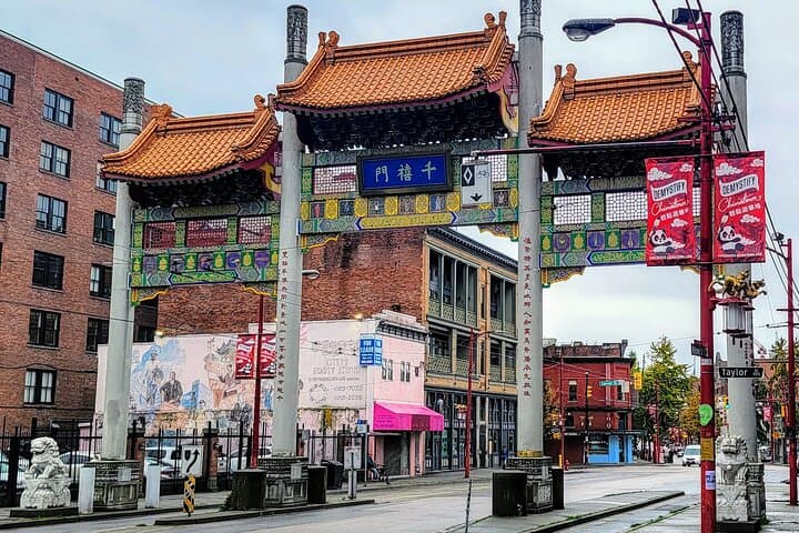 Two-Hour Private Vancouver City Tour: Gastown, Seawall & Granville Island photo 4