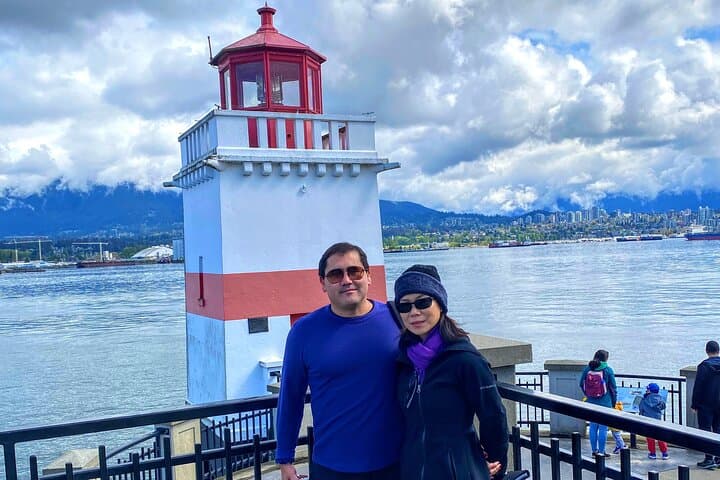 Two-Hour Private Vancouver City Tour: Gastown, Seawall & Granville Island photo 6