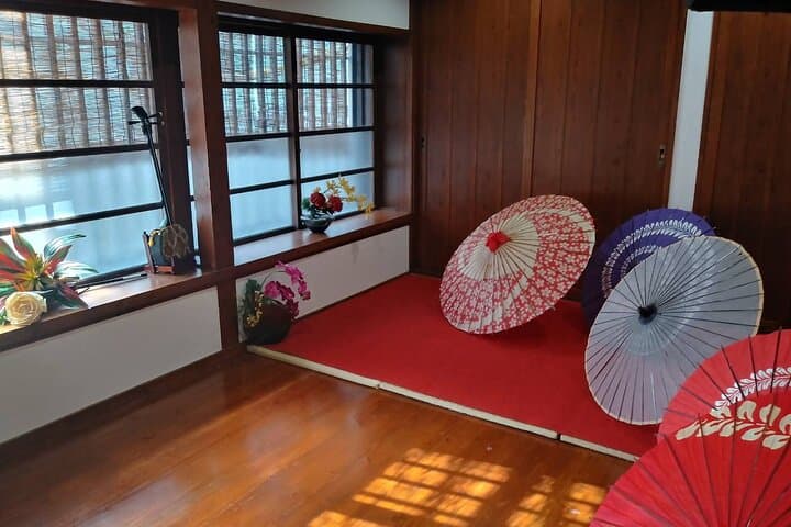 Kimono Photo Experience in Naha: Full Dressing, Hair Set & Portrait Session photo 2