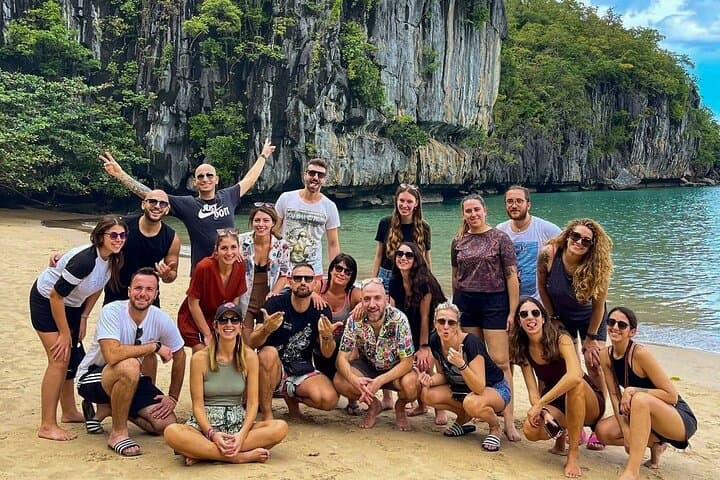 Puerto Princesa Underground River Tour: Group Boat Trip with Lunch and Return
