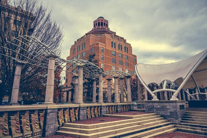 Private Asheville Walking Tour for Couples: Basilica, Grove Arcade, and Pack Square photo 4