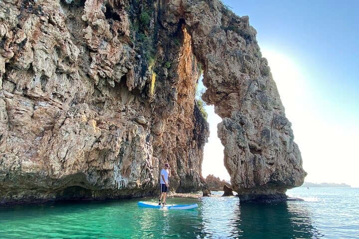 Konyaaltı Beach Canoe & SUP: 90-Minute Cliff, Cave and Waterfall Paddle in Antalya