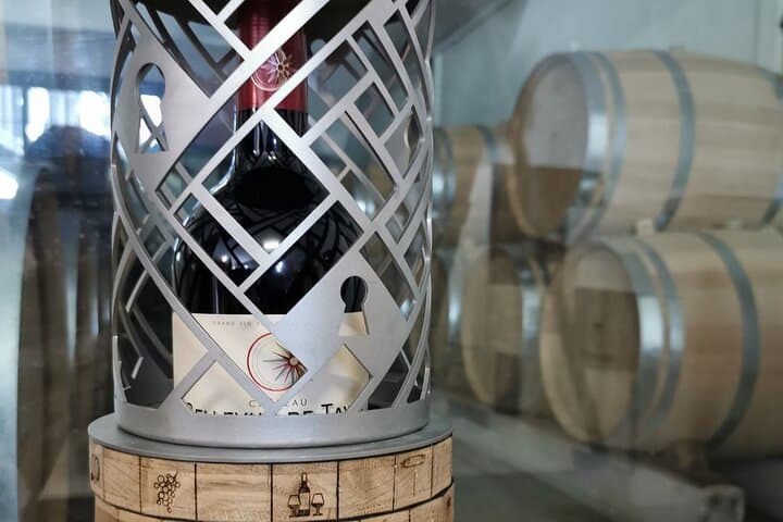 Wine Gaming at Chateau Lamothe — Bordeaux Team Oenology Challenge