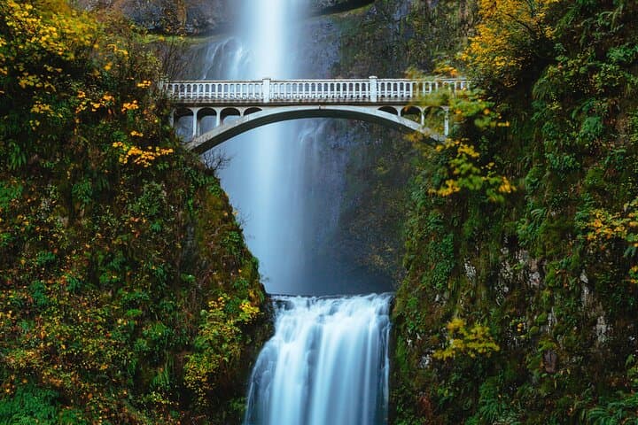 Exploring the Columbia River Gorge: Waterfalls, Basalt Walls, and Vista House on a Half-Day Tour