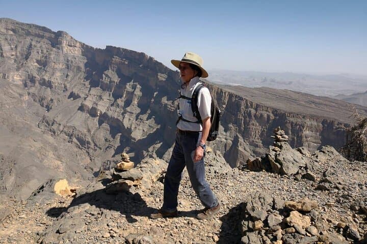 Balcony Walk to Jebel Shams: Full-Day Guided Hike from Muscat photo 6