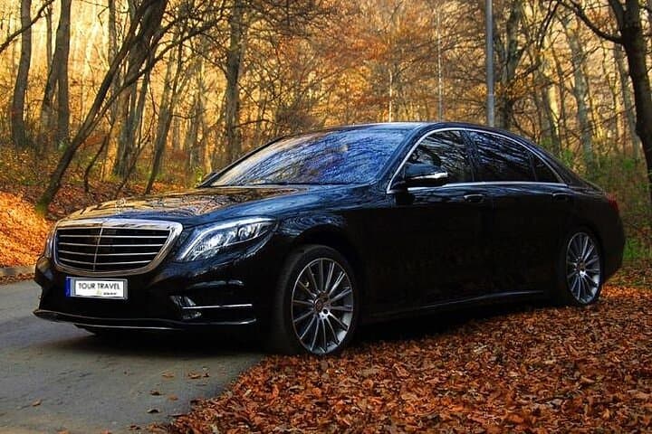 Lisbon to Porto Private Transfer with Two-Hour Coimbra Stop
