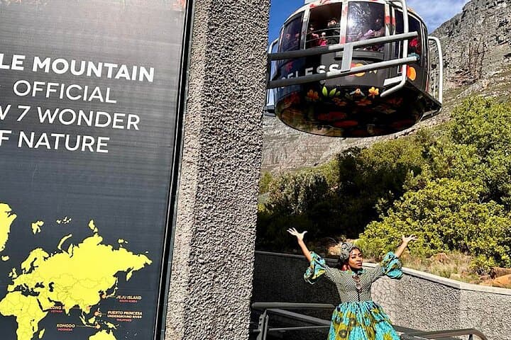 Robben Island & Table Mountain: Pre-Booked Tickets with Hotel Pickup in Cape Town