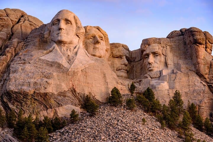 Grand Teton to Mount Rushmore: 7-Day Yellowstone, Devils Tower & Black Hills Adventure photo 2