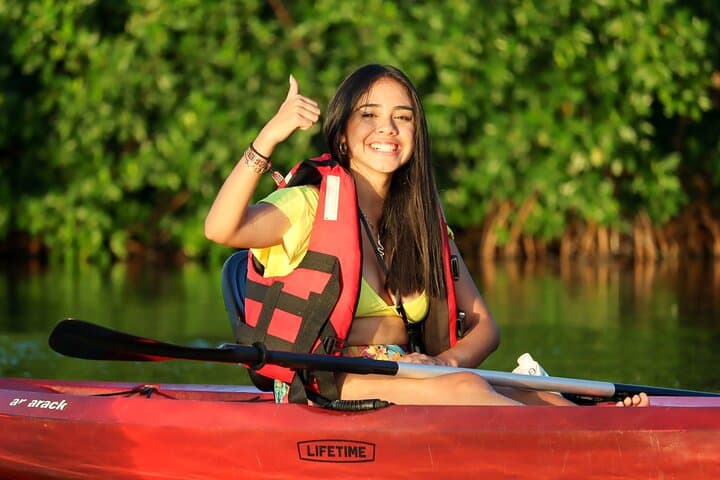 Kayak the Nichupté Lagoon in Cancun: Mangrove Wildlife Tour & Practical Tips