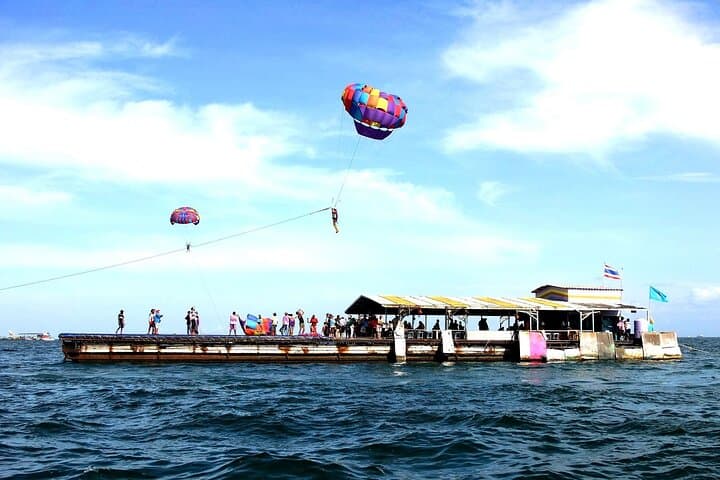Pattaya Parasailing: 360° Coastal Flight Over Thai Waters photo 4