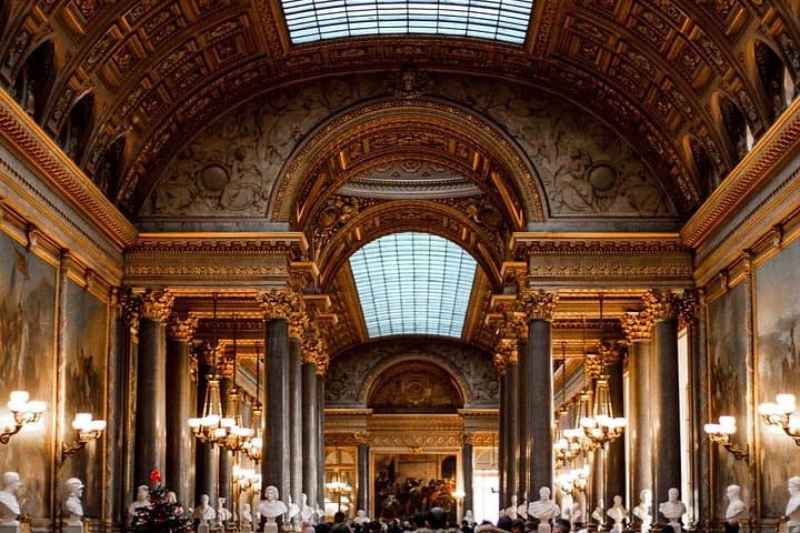 Le Havre to Versailles: 10-Hour Private Round Trip to Paris Highlights photo 6