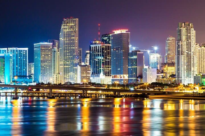 Private Audio-Guided Walking Tour in Miami — Self-Guided South Beach Highlights photo 2