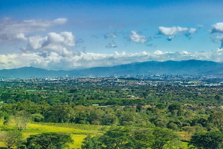 San José Private Walking Tour — Custom Guided City Experience photo 3