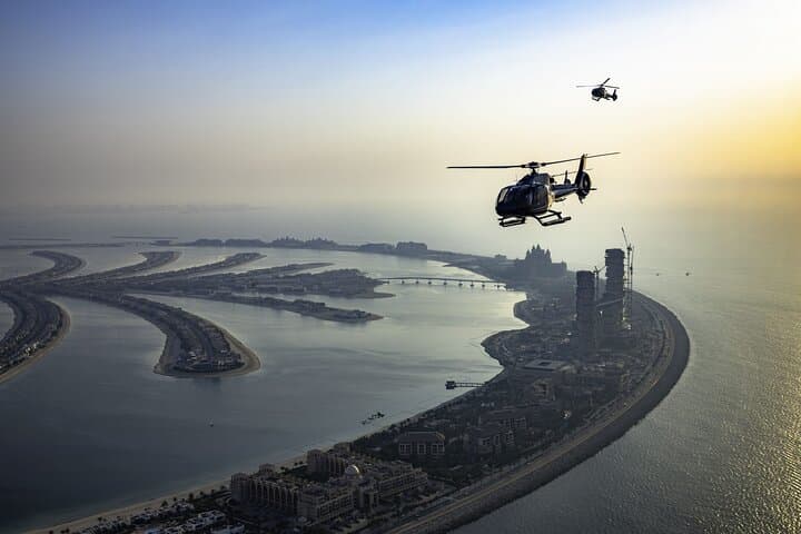 Dubai Helicopter Tour: 25-Minute Skyline Flight Over Burj Khalifa, Palm & Creek photo 4