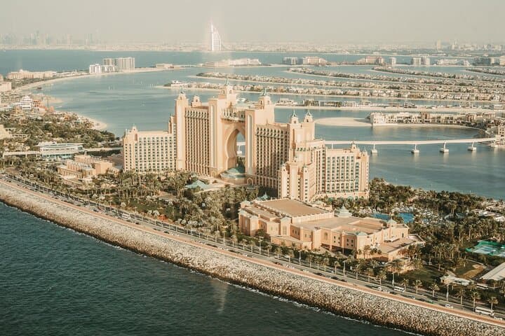Dubai Helicopter Tour: 25-Minute Skyline Flight Over Burj Khalifa, Palm & Creek photo 5