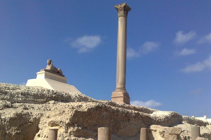 Private Full-Day Trip from Cairo to Alexandria: Catacombs, Citadel & Bibliotheca photo 6