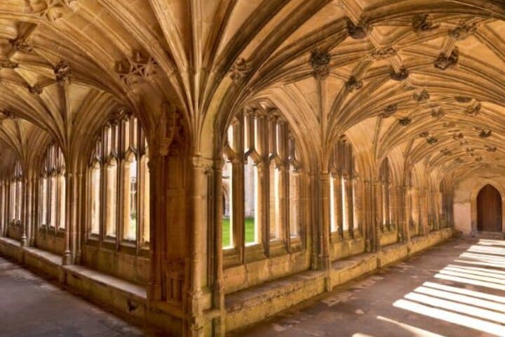 Stonehenge and Cotswold Villages Full-Day Tour from Bristol — Stone Circles, Abbey Cloisters & English Lanes photo 2