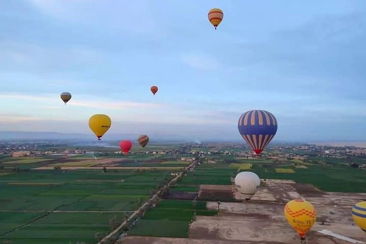 Luxor Hot Air Balloon & Overnight Tour from Hurghada — 2-Day Temple Adventure photo 1