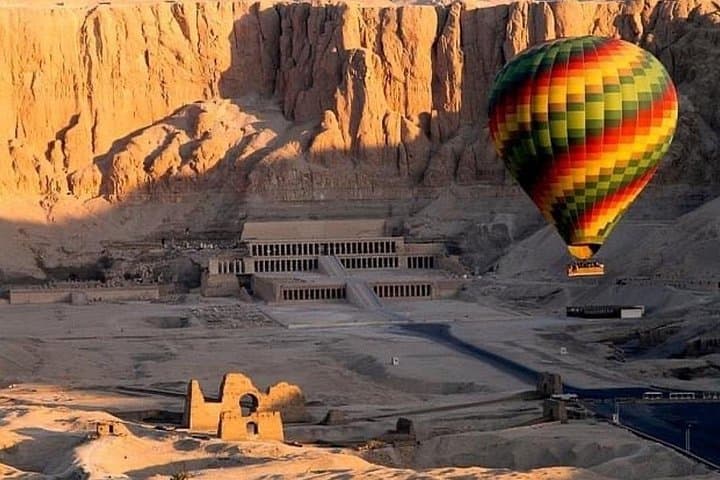 Luxor Hot Air Balloon & Overnight Tour from Hurghada — 2-Day Temple Adventure photo 3