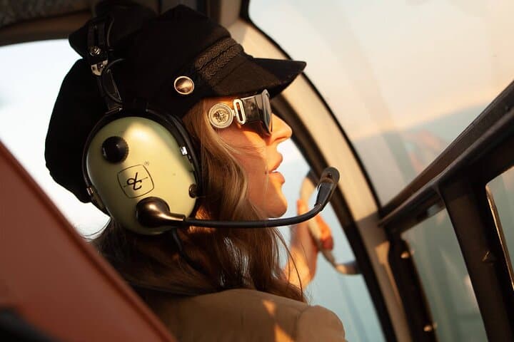 Dubai Helicopter Tour: 25-Minute Skyline Flight Over Burj Khalifa, Palm & Creek photo 2