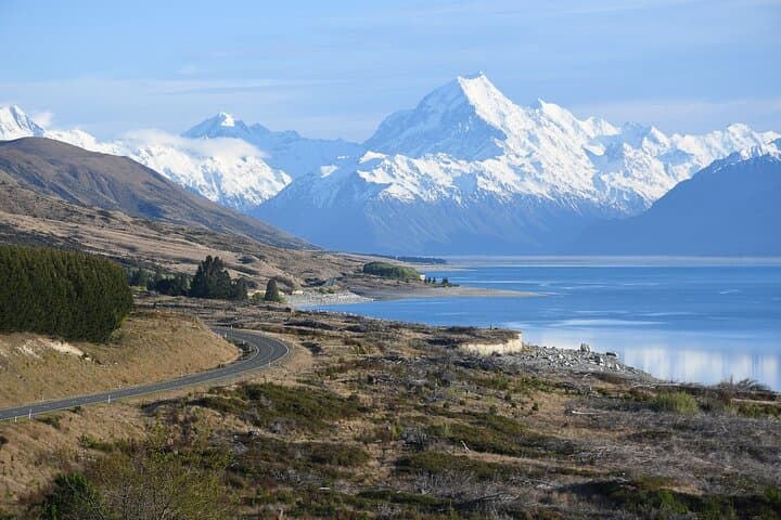 Private Mt Cook Day Tour from Christchurch via Lake Tekapo — Aoraki Scenic Day Trip photo 3