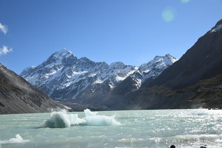Private Mt Cook Day Tour from Christchurch via Lake Tekapo — Aoraki Scenic Day Trip photo 4