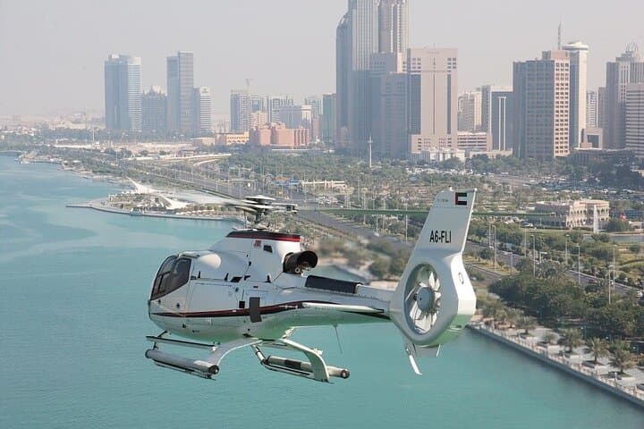 Dubai Helicopter Tour: 25-Minute Skyline Flight Over Burj Khalifa, Palm & Creek photo 3