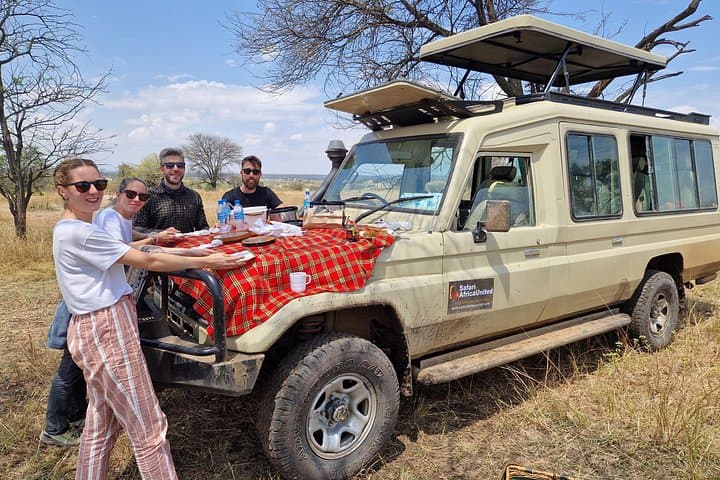 Private 3-Day Luxury Safari: Tarangire & Ngorongoro Crater