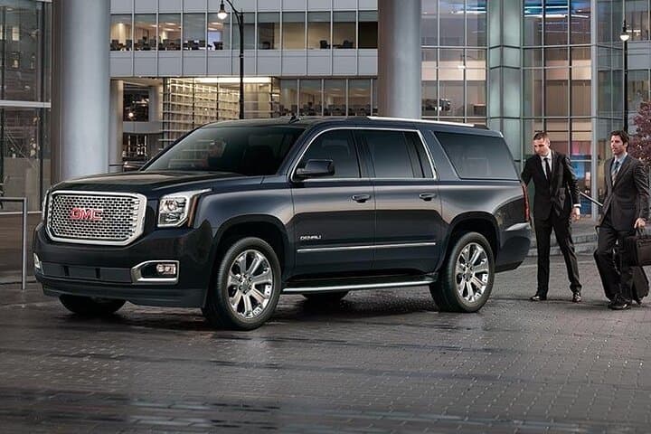 Arrival in Style: Private Luxury Airport Transfer to New Orleans (MSY) photo 6
