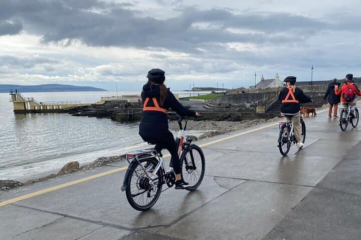 Explore Galway by eBike: 3-Hour Guided City Tour with Smart Helmets photo 3