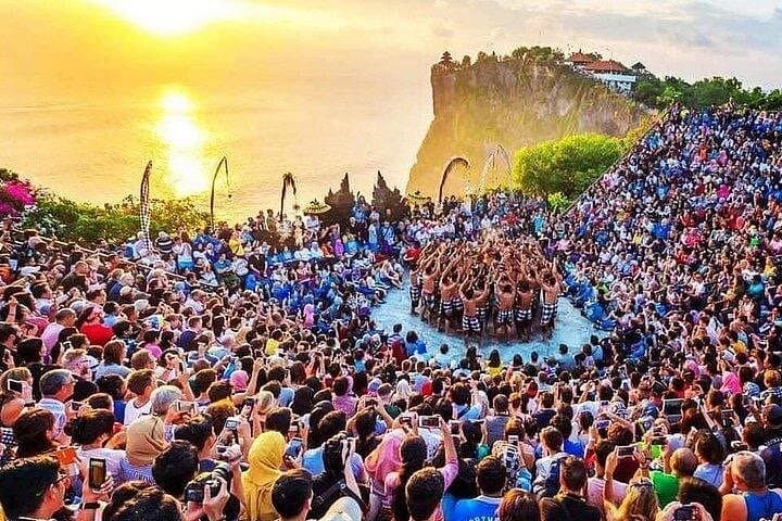 Uluwatu Sunset & Kecak Fire Dance: Nyang Nyang, Jimbaran Seafood, and Tanjung Benoa Water Sports photo 2
