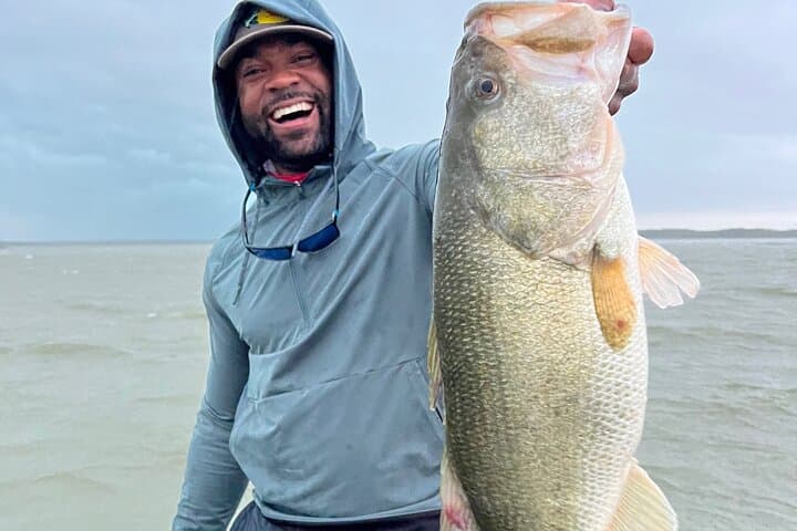 Guided Canyon Lake Fishing Trip — Largemouth Bass Charters Near San Antonio photo 2