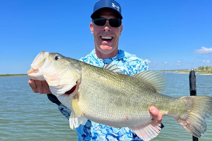Guided Canyon Lake Fishing Trip — Largemouth Bass Charters Near San Antonio photo 5