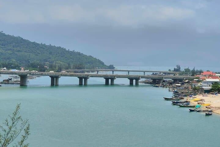Marble Mountains to Hai Van Pass: Private Day Tour from Da Nang photo 2