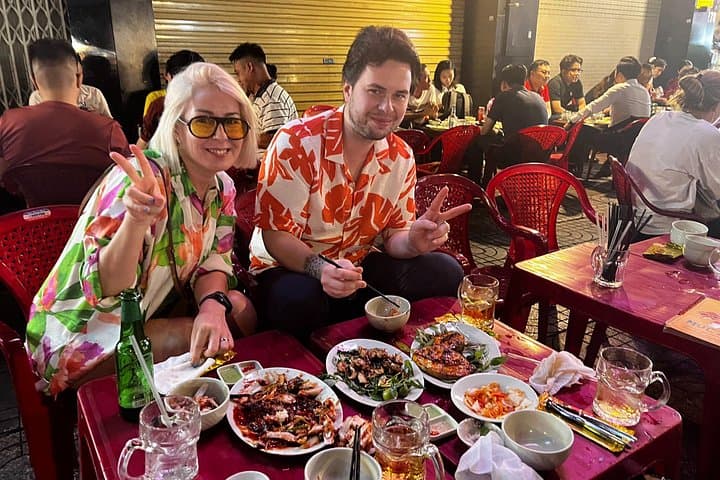 Saigon Street Food by Night: Private Foodie Tour & Ho Thi Ky Market Experience