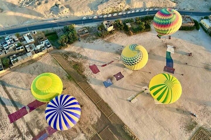 Luxor Sunrise Hot Air Balloon: Dawn Flight Over Ancient Temples photo 5