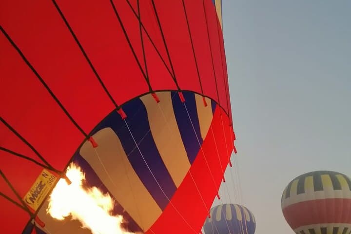 Luxor Sunrise Hot Air Balloon: Dawn Flight Over Ancient Temples photo 6