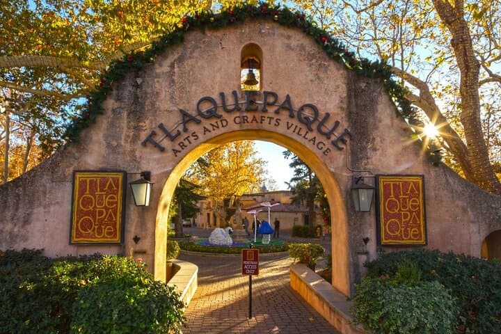 Ultimate Sedona Jeep Tour: Chapel of the Holy Cross, Vortex Sites & Tlaquepaque photo 3