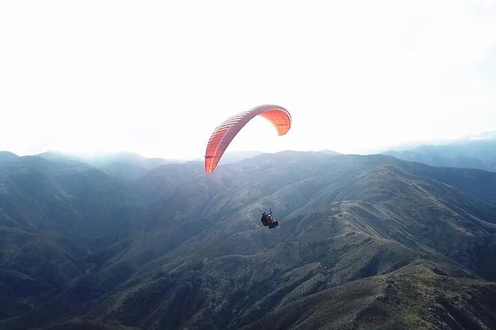 Tandem Paragliding Over Mendoza's Pre-Range: Cerro Arco Flight Experience photo 6