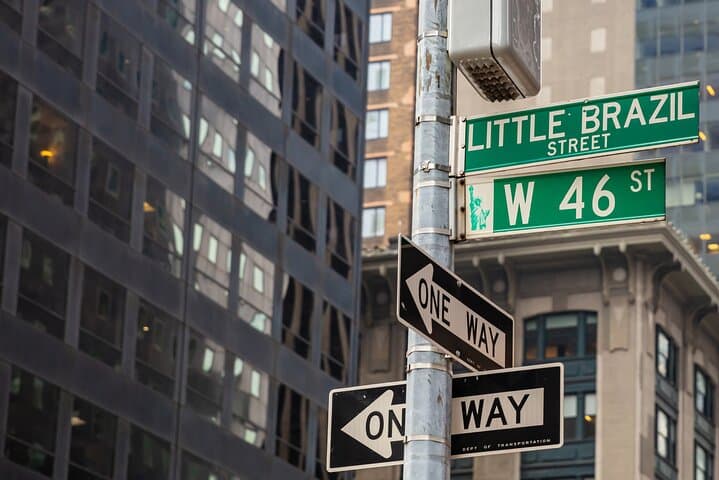 Hell's Kitchen Mostly Murder Lantern Tour: 2-Hour True-Crime Walk in Midtown NYC photo 2