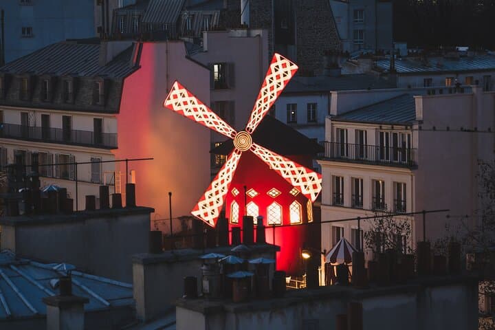 Montmartre on Your Phone: Self-Guided Audio Walk in 7 Languages photo 6