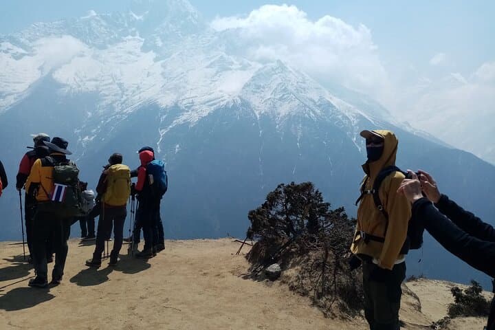 Lukla to Everest Base Camp: 11-Day Trek Through Sherpa Country photo 3