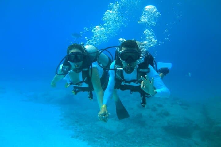 Beginner Scuba Diving in San Andrés: 4-Hour Introductory Dive Experience photo 3