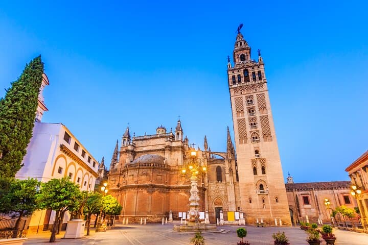 Self-Guided Seville North Audio Walking Tour — 7.7 km, 26 Stops photo 3