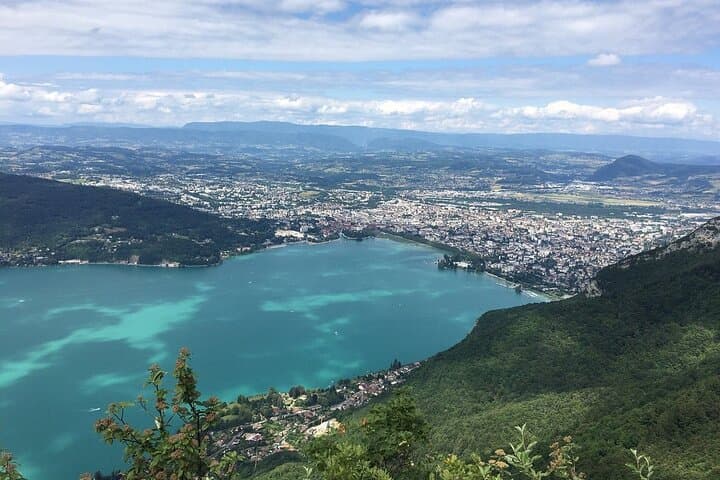 Annecy and Geneva Private Day Tour — Lake Annecy, Old Town & Geneva Highlights photo 2