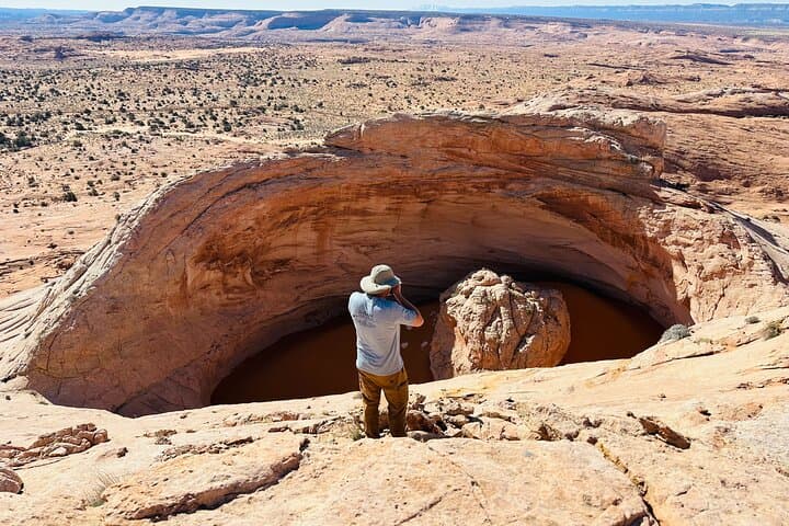 Cosmic Ashtray Hike: 8-Hour Escalante 4x4 and Desert Trek photo 6